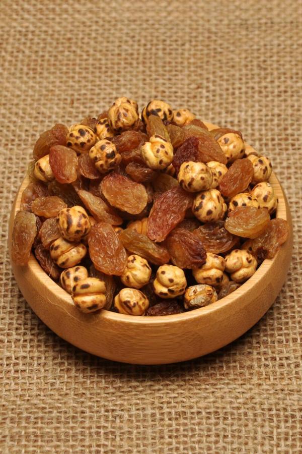 Kavrulmuş Leblebi + Kuru Üzüm Karışık 800 G - Image 1