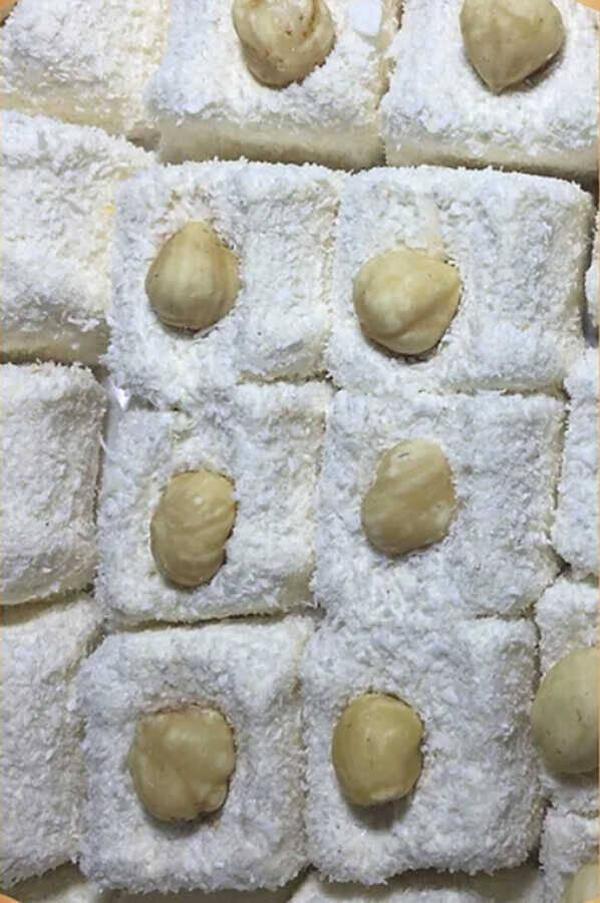 Kardeşler Şekerleme Basma Fındıklı Sultan Küp Lokum 1 KG - Image 1