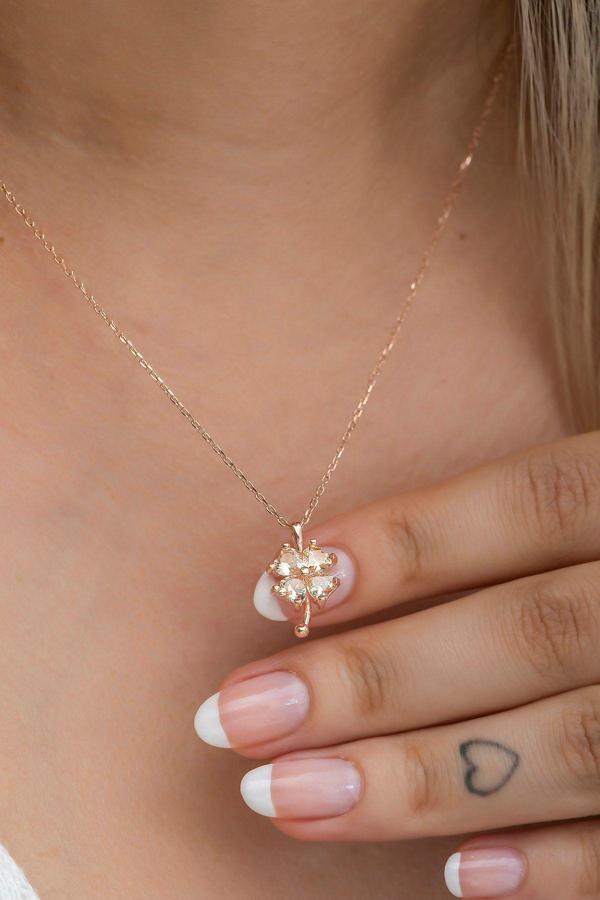 925 Ayar Gümüş 4 Yapraklı Uçuk Turuncu Taşlı Yonca Kolye - Image 1