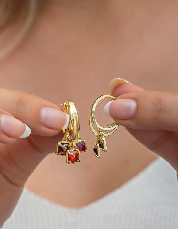 925 Ayar Gümüş Gold 3 Taşlı Kırmızı Taşlı Halka Küpe - Image 1