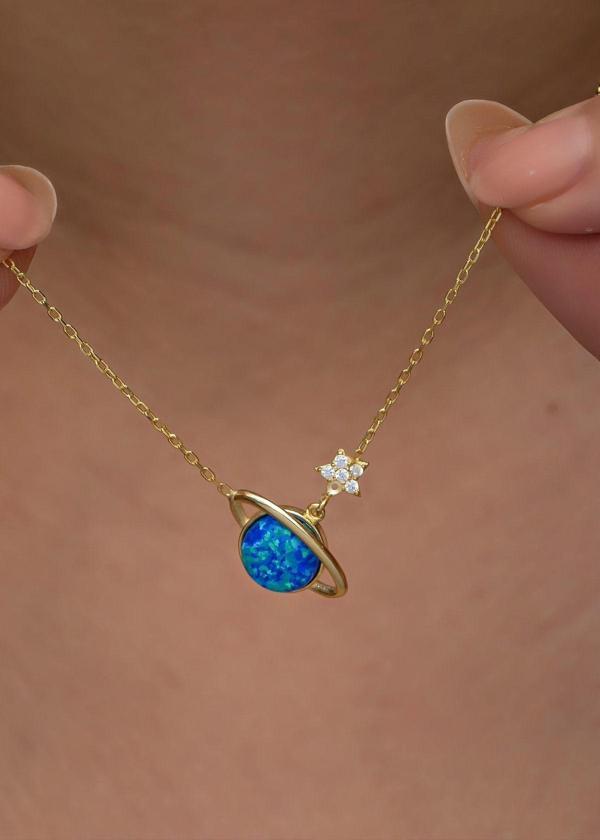 925 Ayar Gümüş Gold Kaplama Mavi Opal Taşlı Gezegen Kolye - Image 1