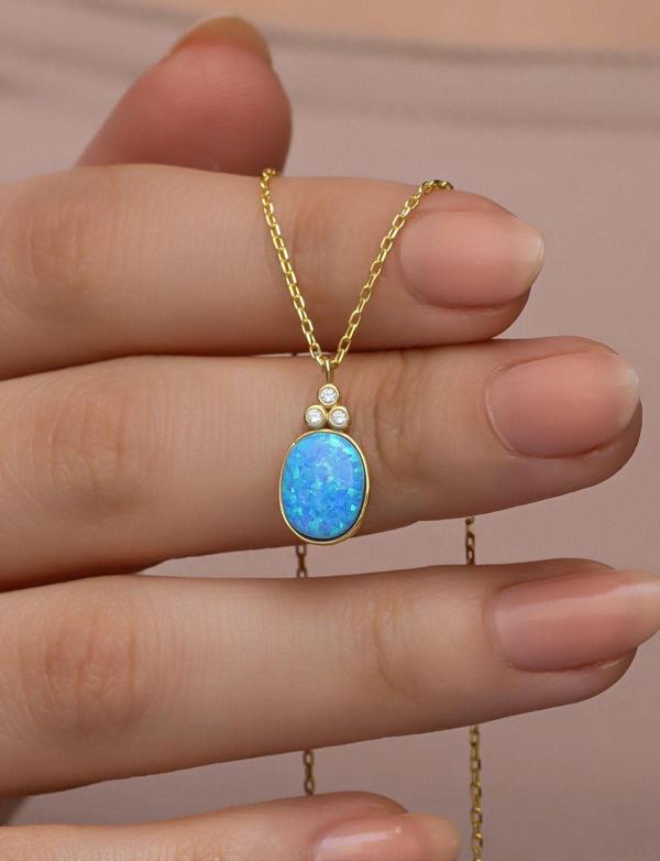 925 Ayar Gümüş Gold Kaplama Oval Mavi Opal Taşlı  Kolye - Image 1