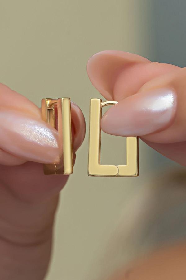 925 Ayar Gümüş Gold Kaplama Taşsız Dikdörtgen Küpe - Image 1