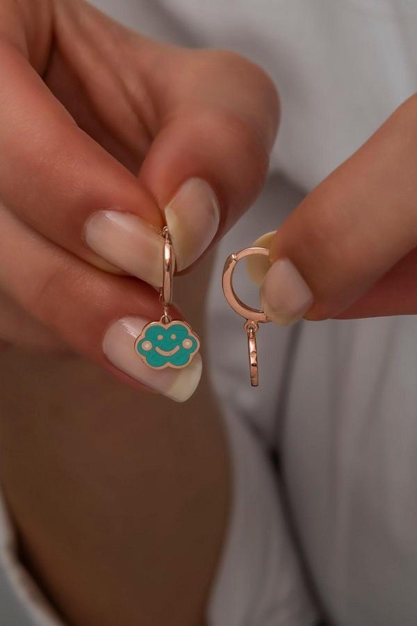 925 Ayar Gümüş Mineli Bulut Küpe - Image 1