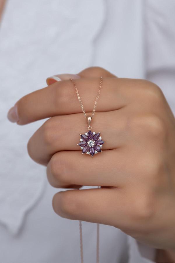 925 Ayar Gümüş Mor Taşlı Lotus Çiçeği Kolye - Image 1