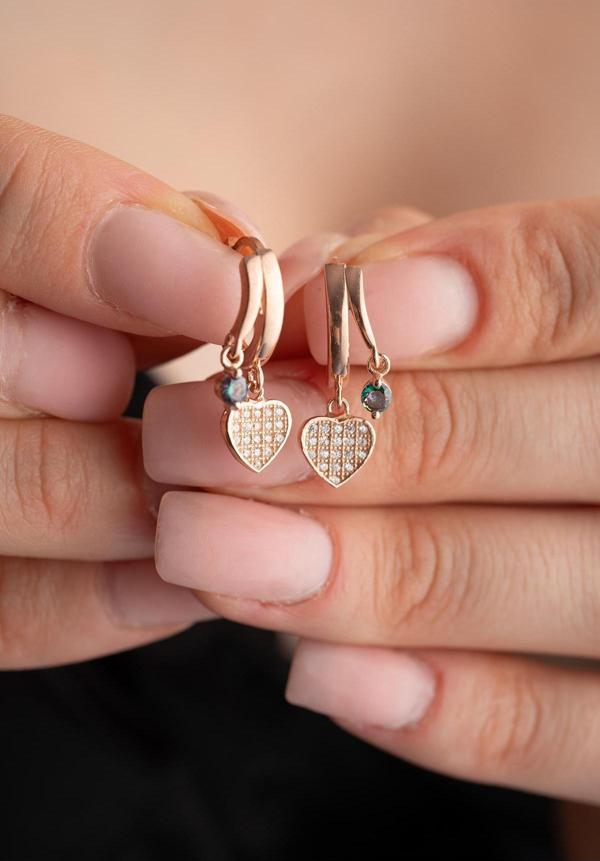 925 Ayar Gümüş Rose Mistik Topaz Taşlı 12 mm Kalpli  Küpe - Image 1
