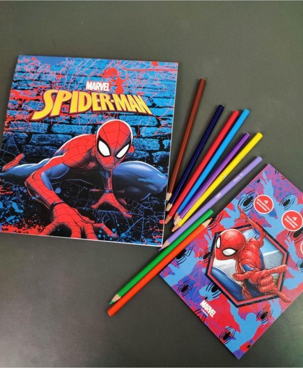Marvel Spiderman Lisanslı Çıkartma - Boyama -Bulmaca Set (2 Parça) 48 Sayfa Boyama + 24 Sayfa Not Defteri - Image 1