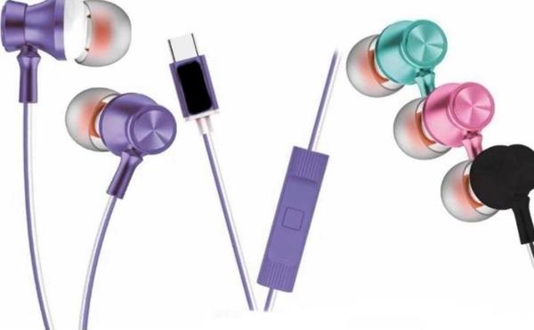 Ebotek Ars Apple İphone 15 - 15 Pro - 15 Pro Max - 15 Plus Uyumlu Type-C Kablolu Metal Başlık Renkli Mikrofonlu Kulaklık - Image 1