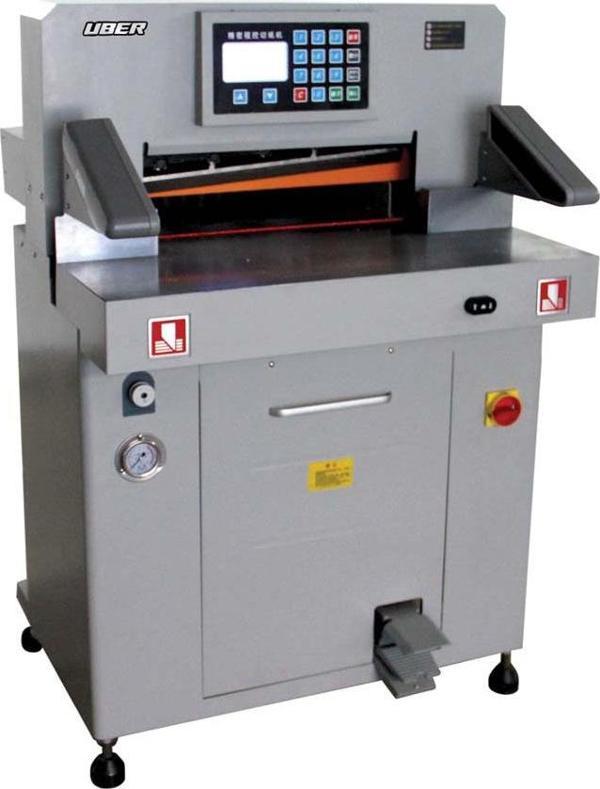 UBER PC520H HİDROLİK GİYOTİN - Image 1