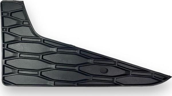 Seat Leon 3 2013-2016 FR Ön Tampon Sağ Sis Farı Çerçevesi 5F0853666B - Image 1