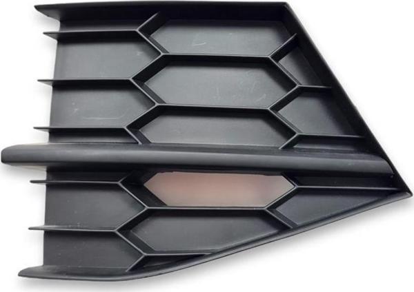 Skoda Superb 3 2015-2019 Ön Tampon Sol Sis Farı Kapağı Siyah 3V0853665 - Image 1