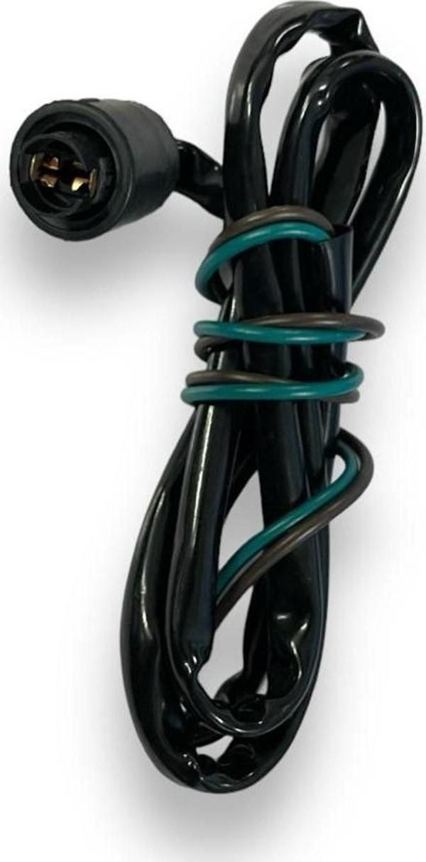 VW Amarok 2010-2012 Yan Çamurluk Sinyal Lambası Duyu 8D0971273 - Image 1