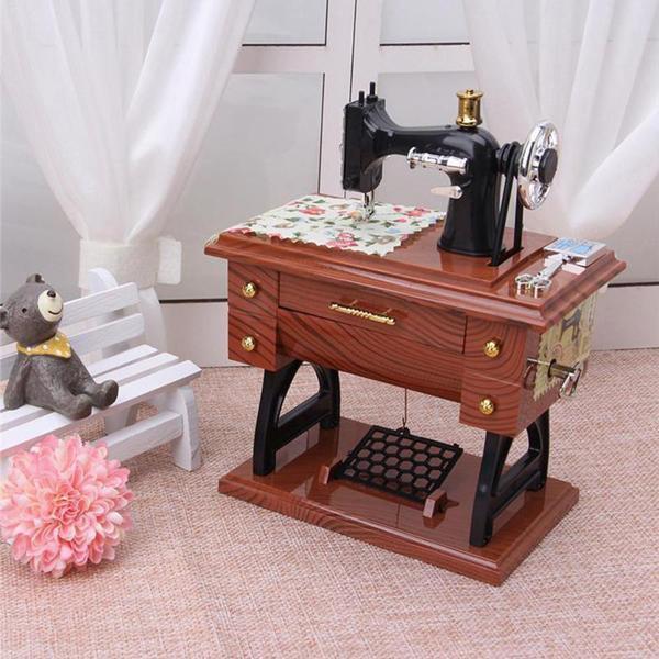 Dikiş Makinesi Görünümlü Müzik Kutusu - Image 1