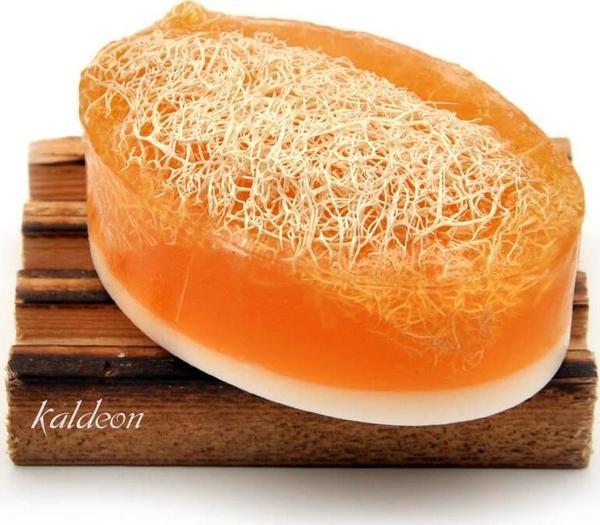 Kabak Lifli El Yapımı Doğal Ballı Keçi Sütü Sabunu 120 G - Image 1