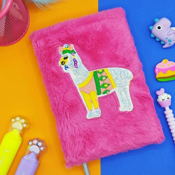 Peluş Pullu Not Defteri (20X13 cm) , 60 Yaprak, Tüylü Lama - Pembe - Image 1