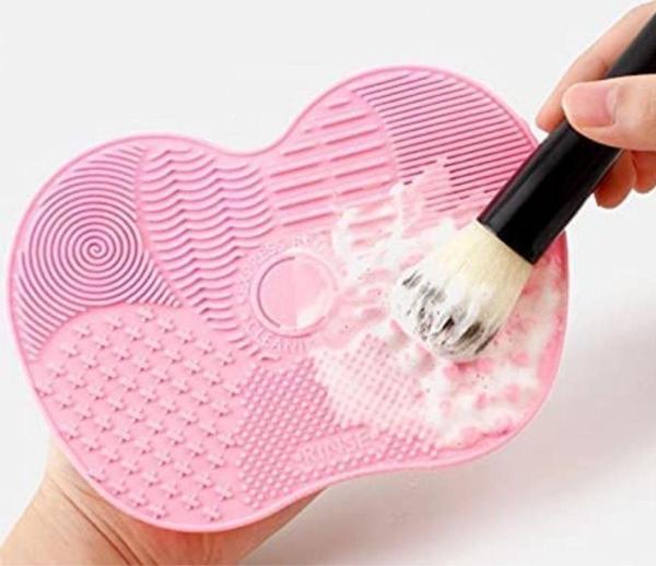 Pratik Kolay Makyaj Fırçası Temizleme Matı Aparatı Aleti  - Image 1
