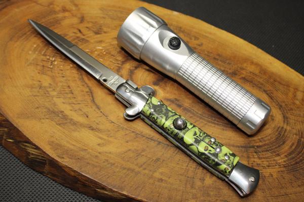 24.5 cm Yeşil İtalyan Stiletto Çakı ve Led El Feneri - Image 1