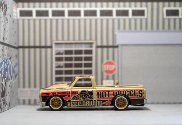 Hot Wheels Tekli Arabalar 67 CHEVY C10 HTB72 - Image 1