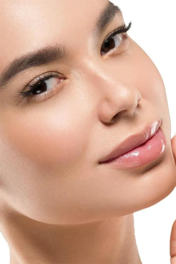 Show by Pastel Show Your Lumos Clear Gloss - Dudak Parlatıcısı  - Image 1