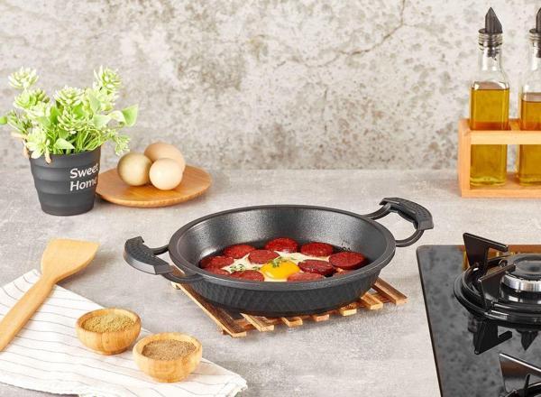 Kahramanlar Döküm Granit Sahan 24 CM - Image 1
