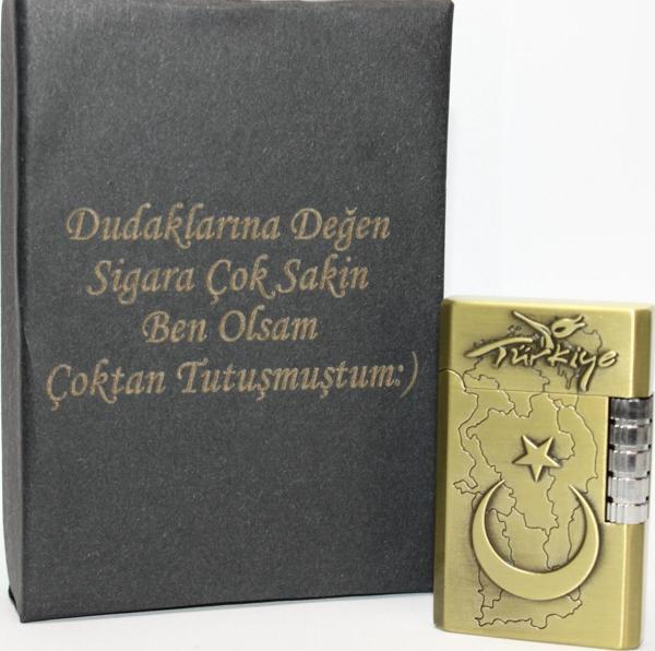 Kişiye Özel Dupont Tarz Çelik Gövde Türk Bayraklı Çakmak (Gold) - Image 1