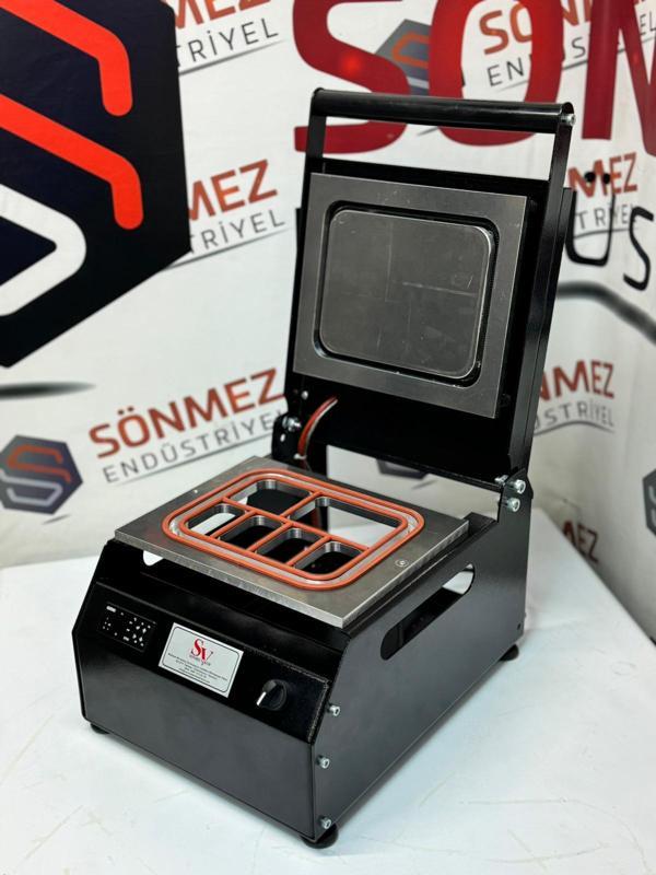 Sönmez Manuel 6 Bölmeli Kahvaltı Tabağı Kapatma Makinesi Black - Image 1