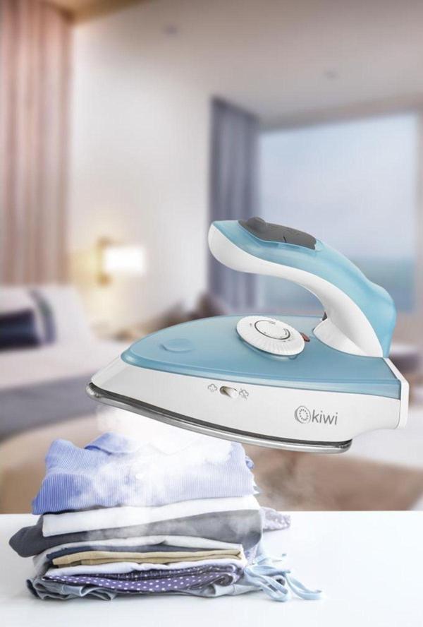 Kiwi Çelik Tabanlı Katlanabilir 1000 Watt Seyahat Ütüsü - Image 1