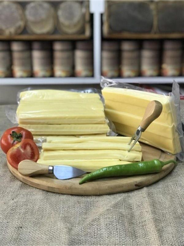 İslamoğulları Kars Dil Peyniri 1  kg - Image 1
