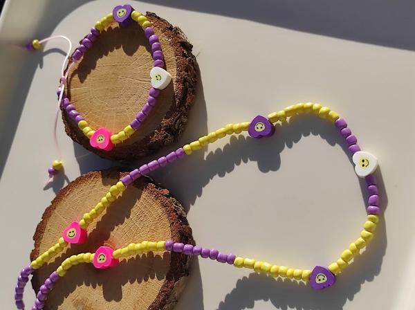 Amabel Jewelerys Kalp Figürlü Renkli Kolye ve Bileklik Çocuk Takım - Image 1