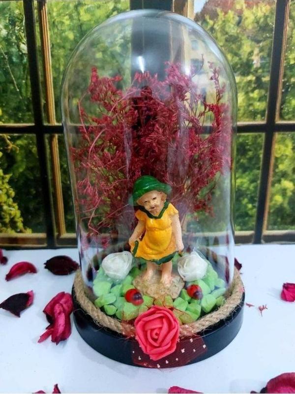 Fanus Teraryum Anneye Hediye Yaşlı Kadın Figürlü Kuru Çiçekli - Image 1