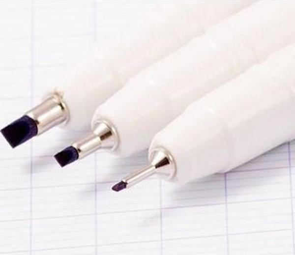Zig Permanent Mürekkepli Kaligrafi Kalemi 3.0 mm Siyah - Image 1