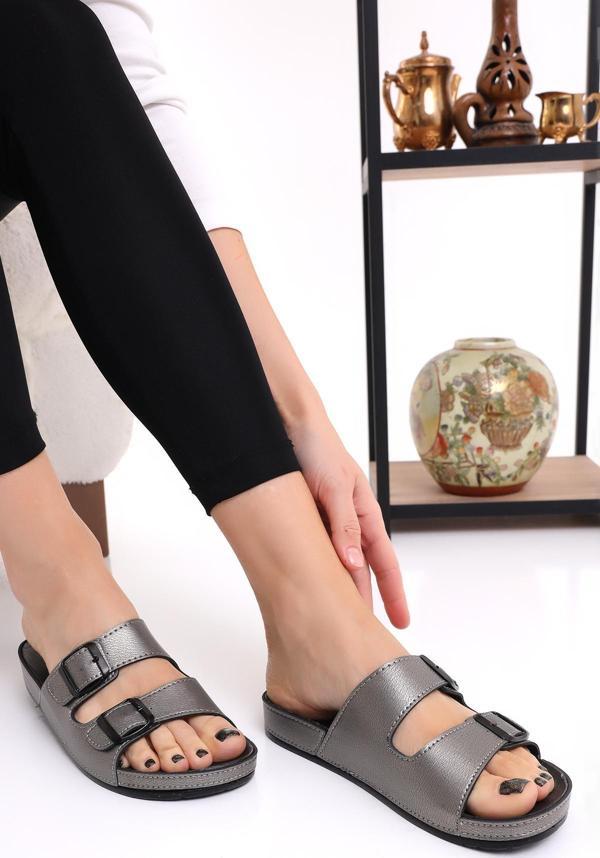 Mulex 10651 Çift Toka Kadın Terlik Comfort Anatomik Kadın Ev Dışarı Terliği - Image 1