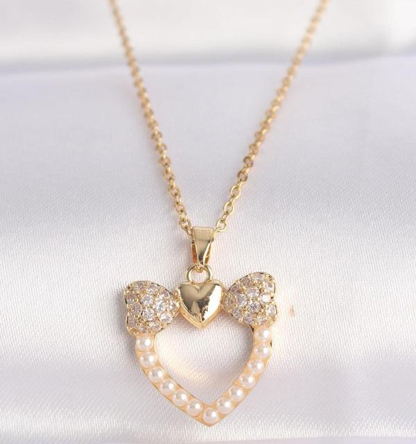 316L Çelik Zincir Altın Renk İnci Taş Detay Zirkon Taşlı Kalp Kolye - EBJ240601W24606 - Image 1
