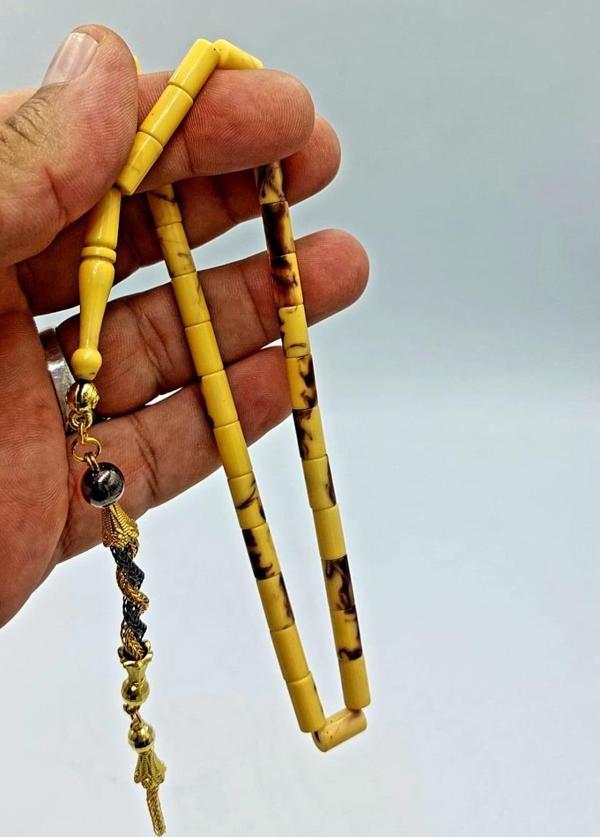 SARI/SİYAH KESME MODEL HARELİ  ALPAKA PÜSKÜL KEHRİBAR TESPİH - Image 1