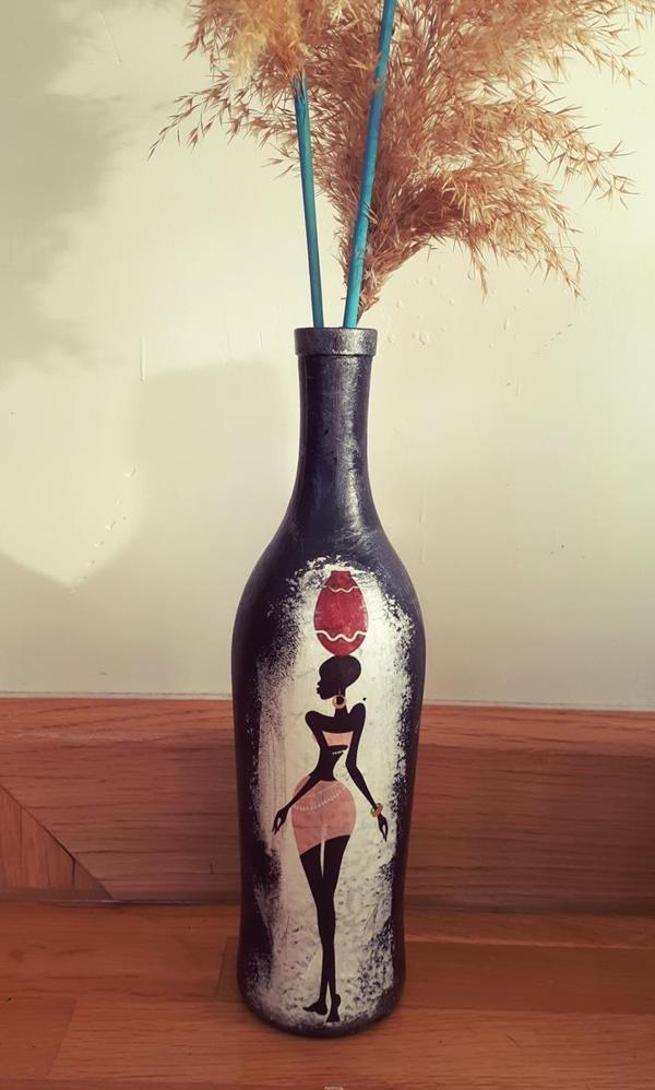 Himarry el yapımı Afrikalı kadın figürlüdekoratif vazo - Image 1