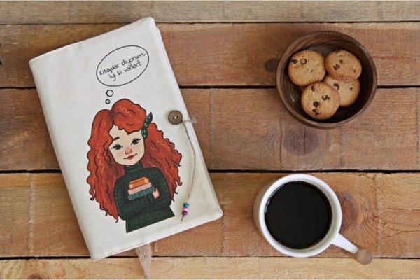 KitapAksesuar Kitap Kılıfı – Çilli Kız - Image 1