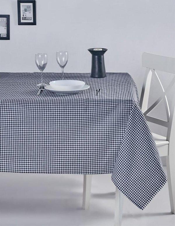Denizli Concept Pötikareli Masa Örtüsü Siyah 170x170 Cm - Image 1