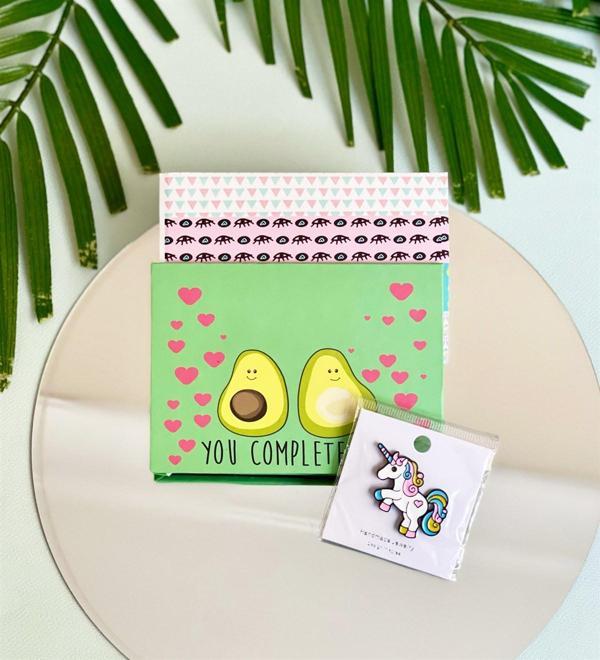 Avokado Beni Tamamlıyorsun Mini Albüm Ve Rozet Set - Image 1