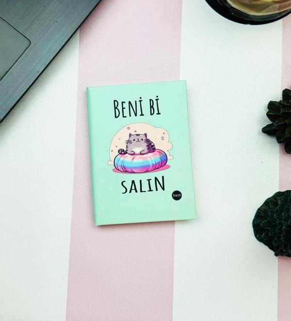 Beni Bi Salın Yeşil Tasarımlı Sert Kapaklı Mini Defter - Image 1