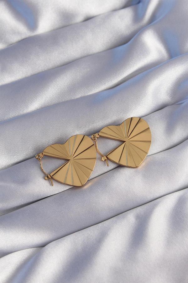 316L Çelik Gold Renk Çizgili Plaka Tasarımlı Kalp Küpe - EBJ240629W25074 - Image 1