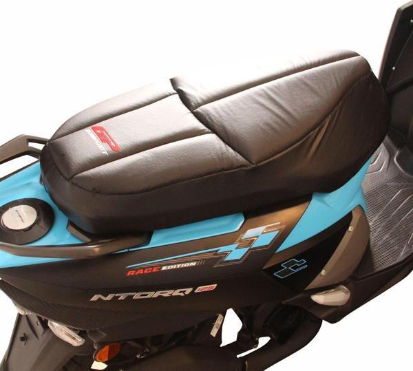 GP Kompozit TVS NTORQ 125 2020-2024 Uyumlu Motosiklet Konfor Sele Kılıfı Siyah - Image 1