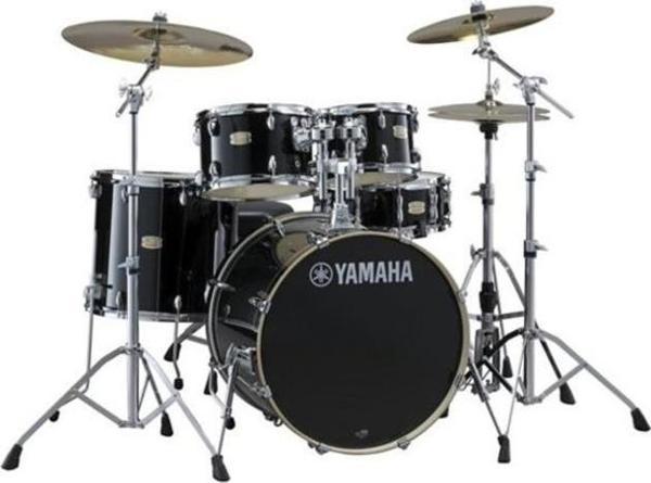 Yamaha Stage Custom Birch Davul Seti (Raven Black) - Image 1