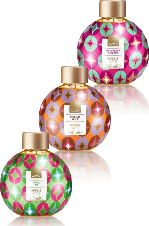 Avon Sıcak Baharat, Elmalı Turta ve Ahududu ve Frenk Üzümü Kokulu Banyo Köpüğü Paketi - Image 1