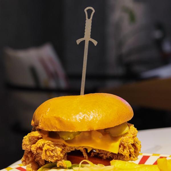 Kamp Ayısı® Sword™ 6 Adet Paslanmaz Çelik Burger Şişi  - Image 1