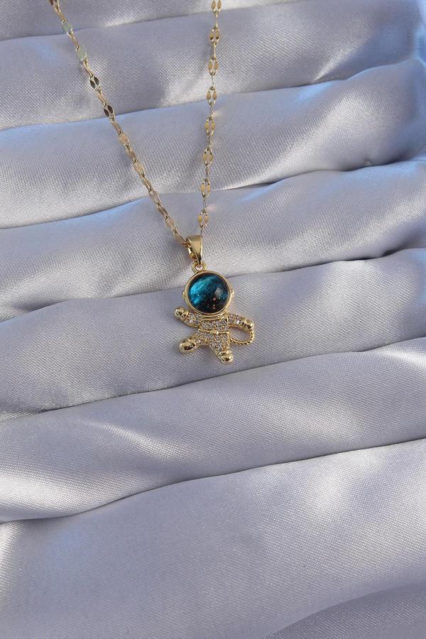 316L Çelik Zincir Gold Renk Zirkon Taşlı Astronot Figürlü Gezegen Kolye - EBJ270706W25151 - Image 1