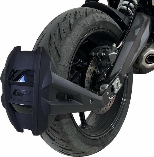 GP Kompozit Triumph Tiger Sport 660 2023-2024 Uyumlu Arka Çamur Sıyırıcı Siyah - Image 1