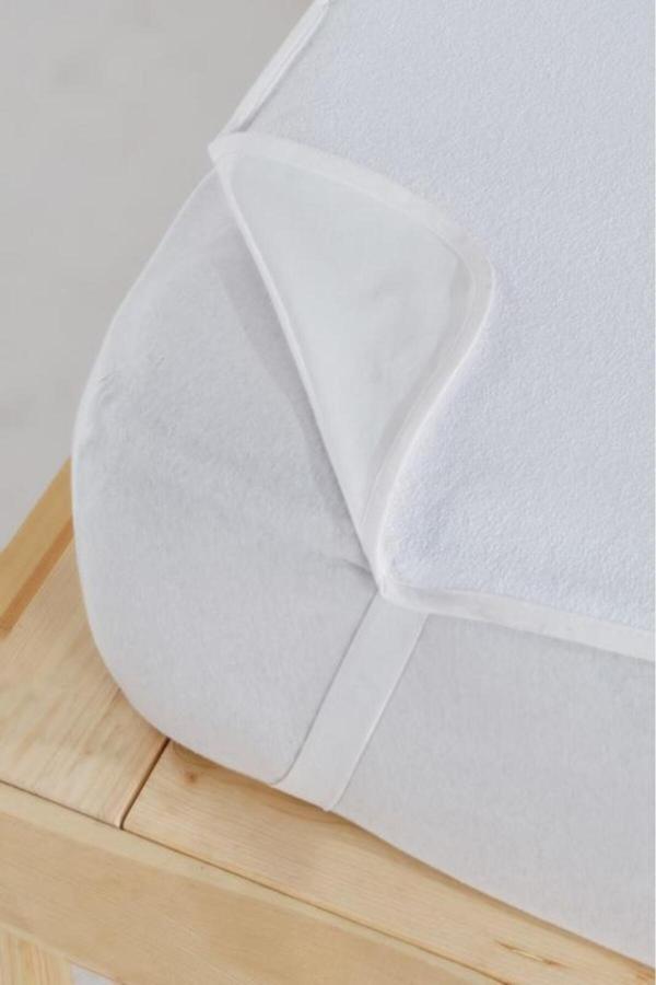 Bebesi Sıvı Geçirmez Bebek Alezi 70X140 Cm Micro Kumaş - Image 1