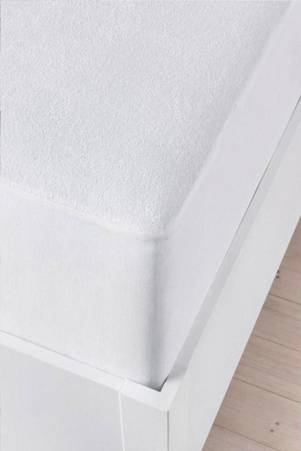 Bebesi Sıvı Geçirmez Fitted Alez Çift Kişilik Alez 220X200 30 Cm Micro Kumaş - Image 1