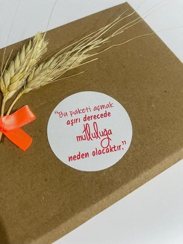 Butiksosyetik Bu Paketi Açmak Aşırı Derecede Mutlulupa Neden Olacaktır Yuvarlak Yapışkanlı Etiket 4 x 4 cm 120 Adet - Image 1
