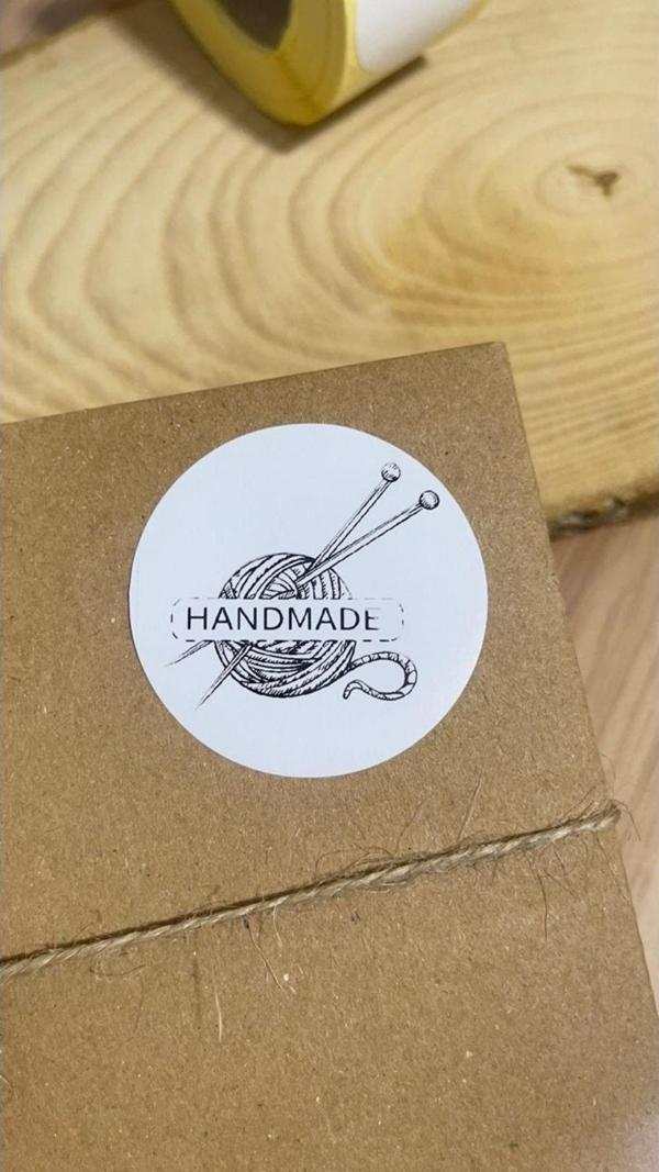 Butiksosyetik Handmade Yuvarlak Yapışkanlı Etiket 5 x 5cm 100 Adet - Image 1